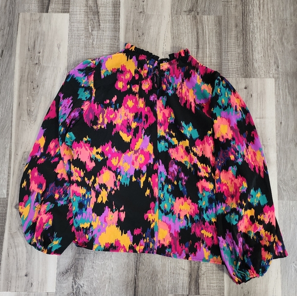 Colorful Abstract Women's Top - Picture 7 of 8